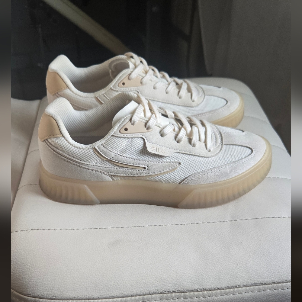 (Women) FILA Shadow 'Cream White Beige' Skate Shoes Size 7